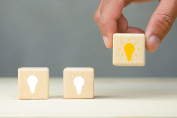 做微商怎么加人加好友的方法和技巧解密