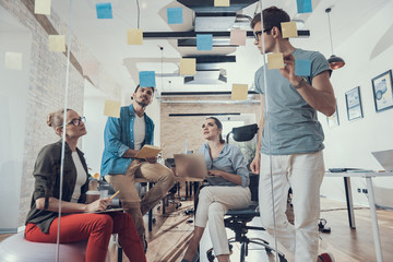 我国实行对外开放的根本目的是