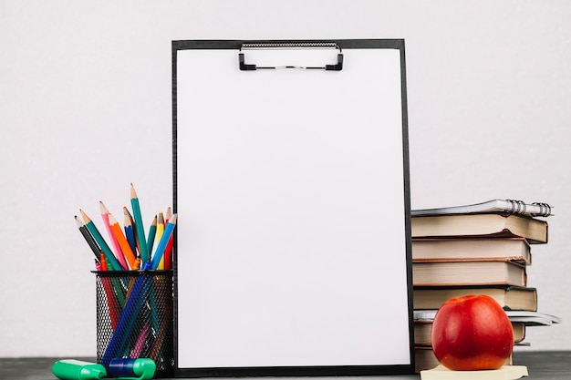 一批法律法规下月起施行！