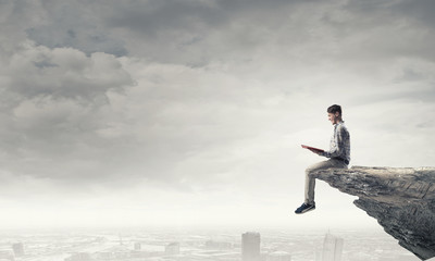 微尘什么意思？