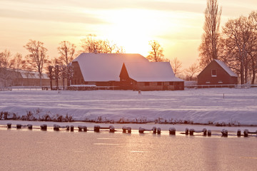 微尘什么意思？